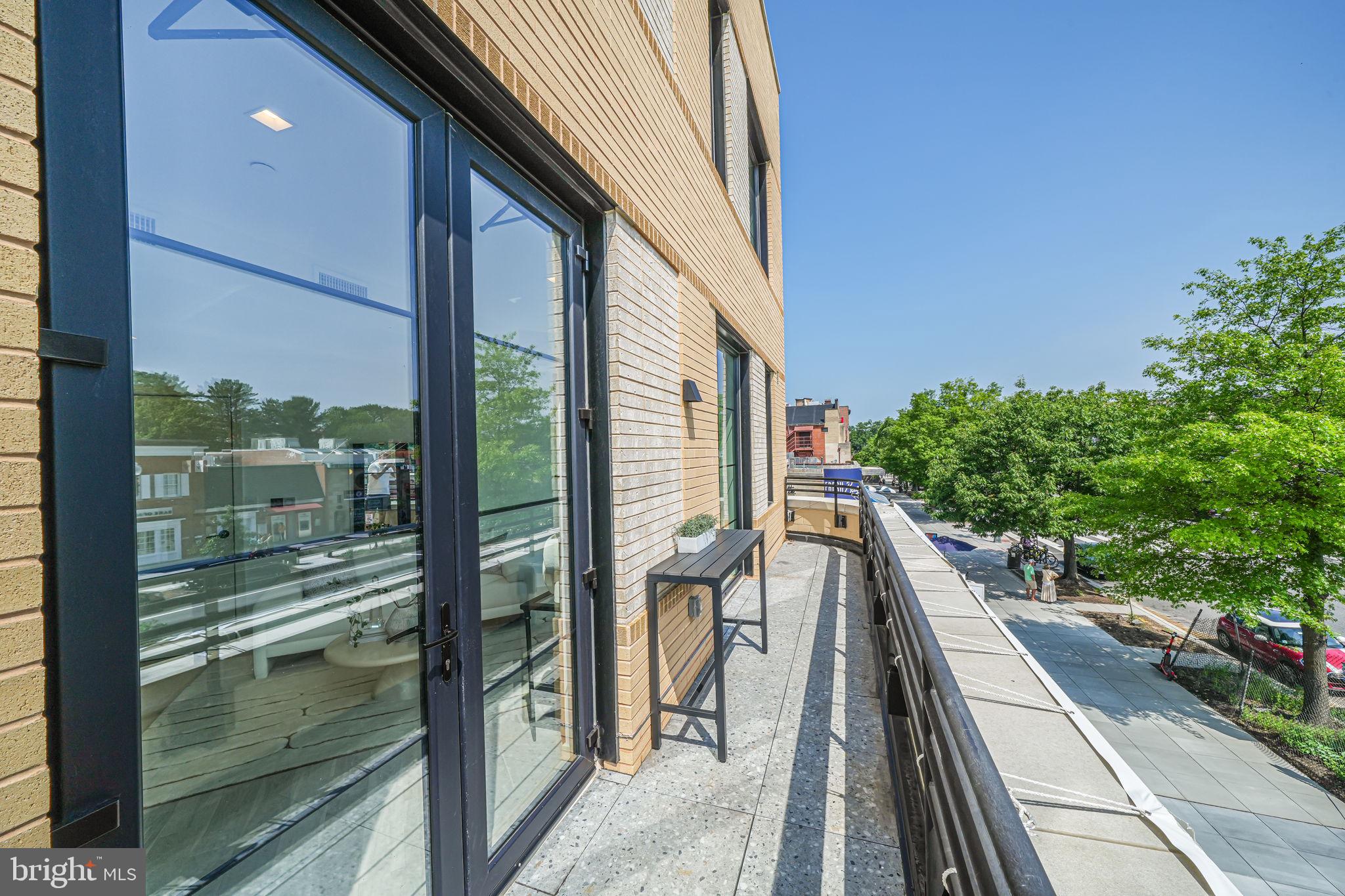 2901 Newark St NW