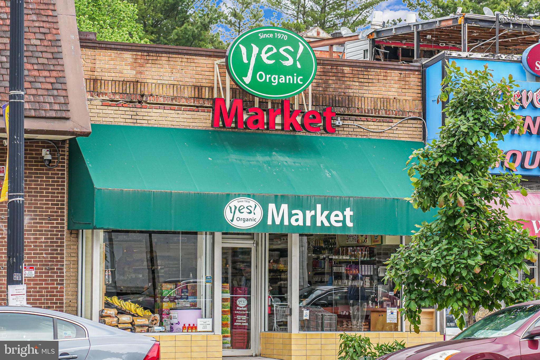 2901 Newark St NW