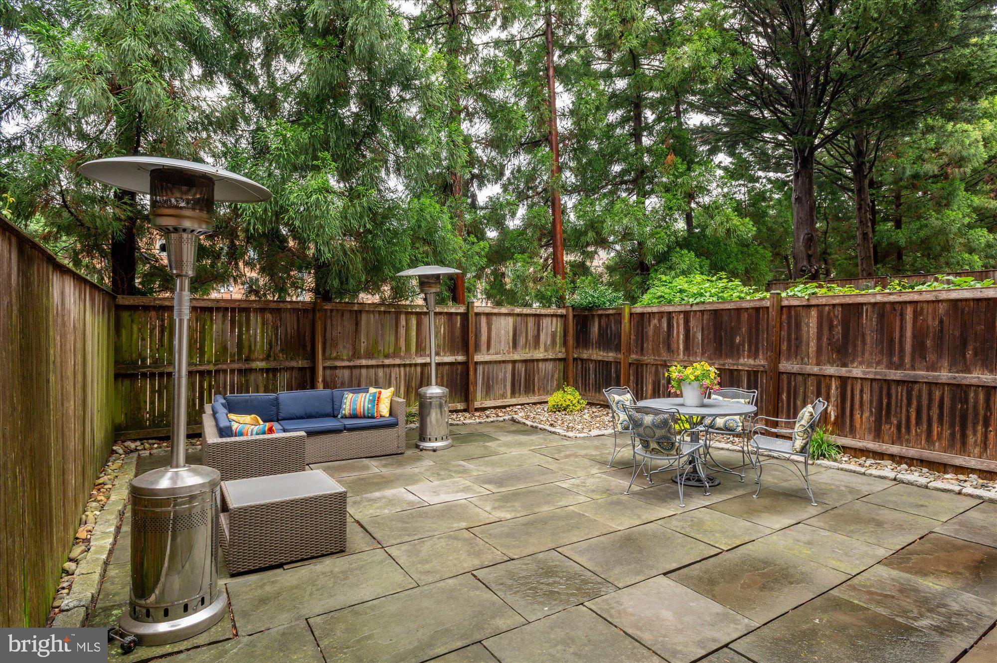 3277 Sutton Pl NW #C