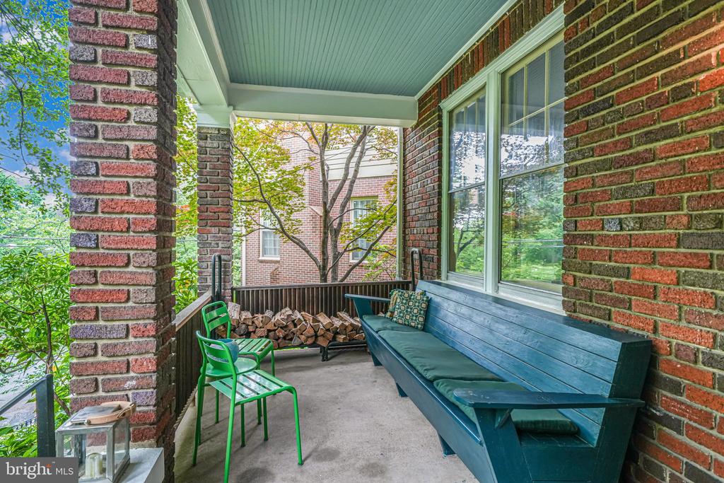 3100 Rodman St NW