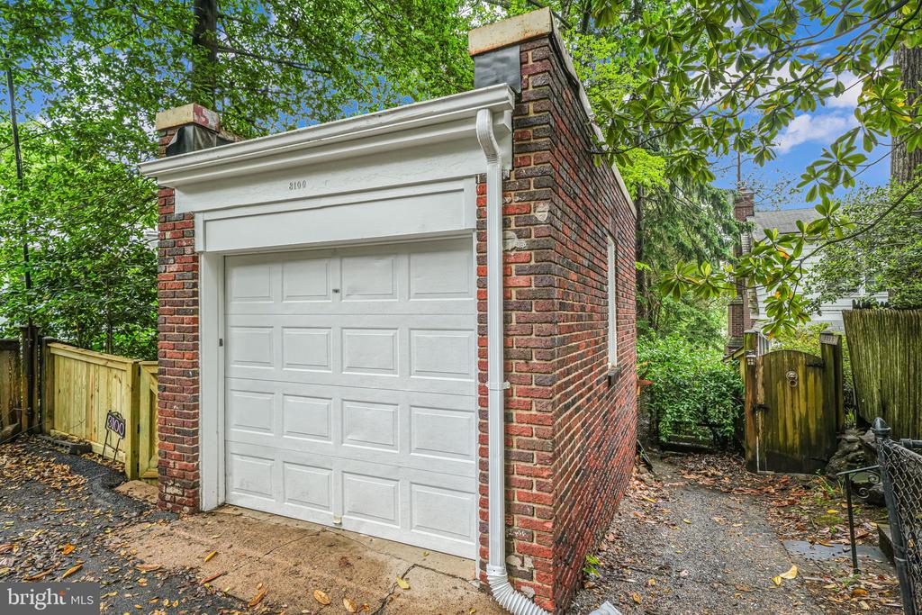3100 Rodman St NW