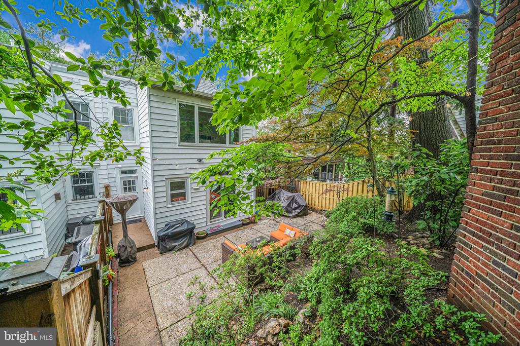 3100 Rodman St NW