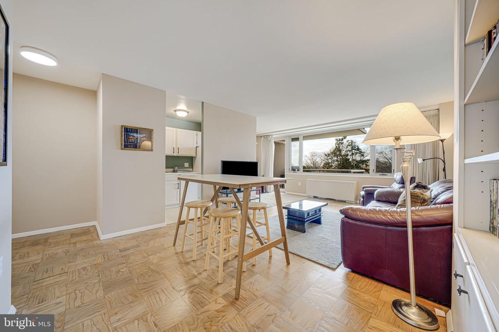 2800 Wisconsin Ave NW #504
