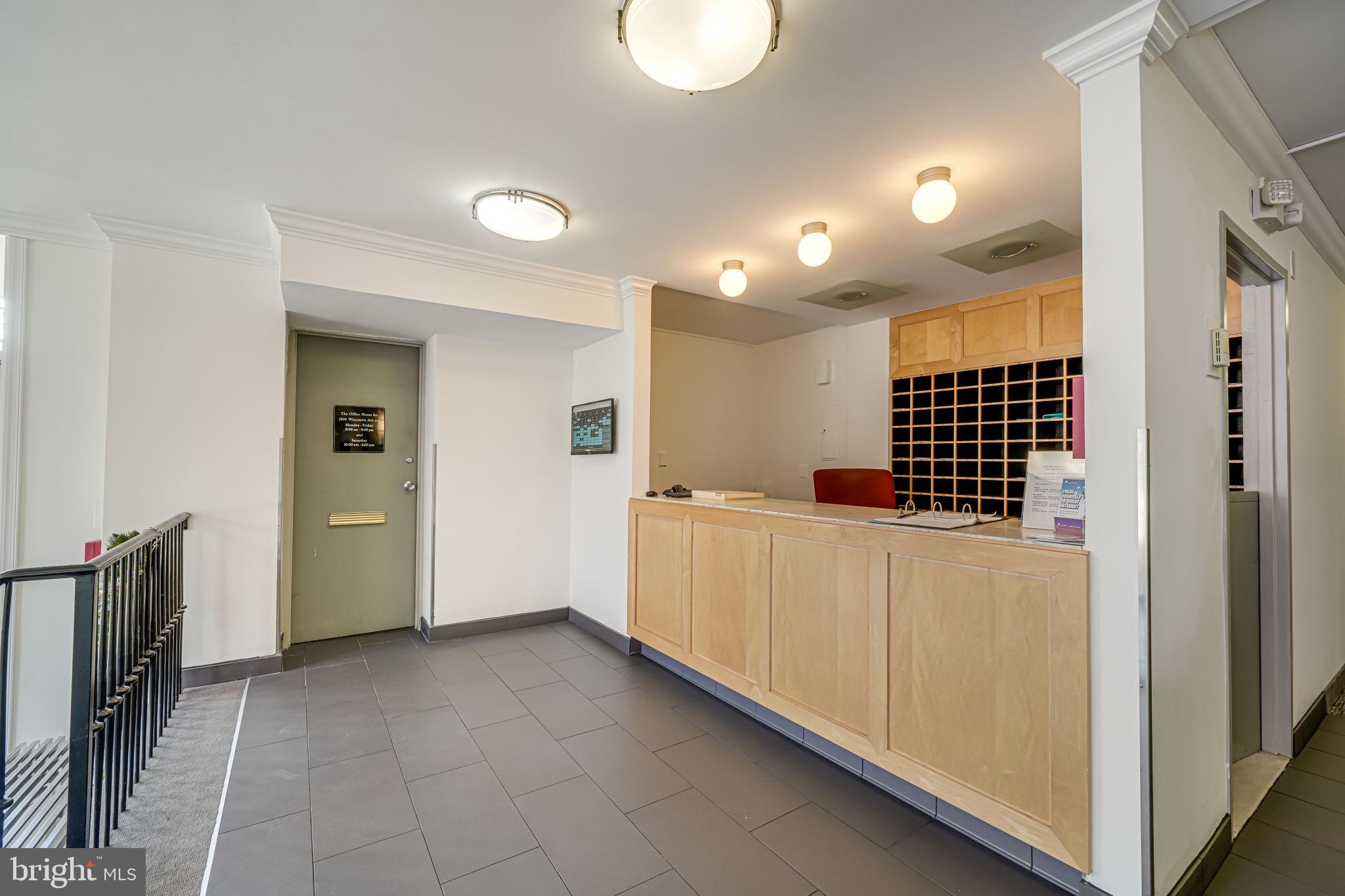 2800 Wisconsin Ave NW #504