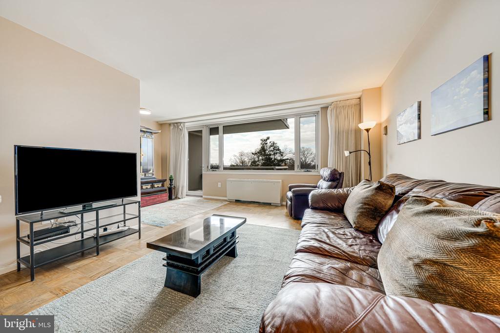 2800 Wisconsin Ave NW #504