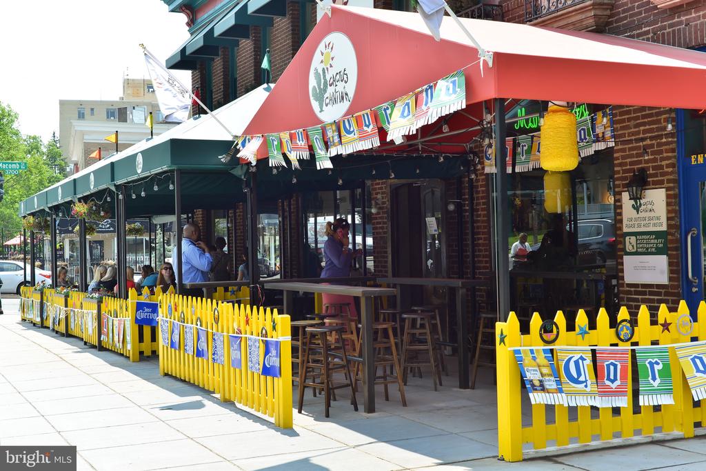 2800 Wisconsin Ave NW #504