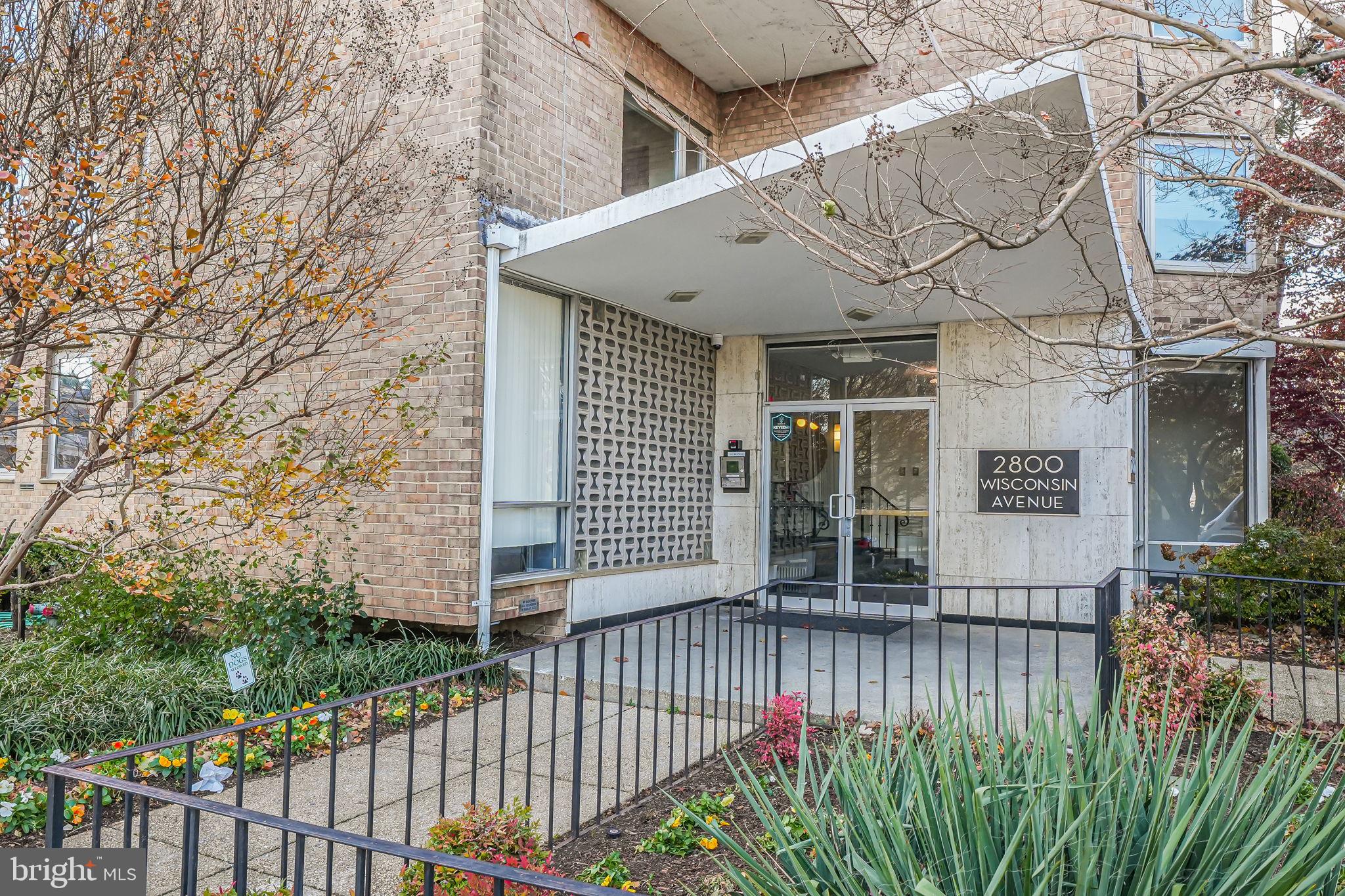 2800 Wisconsin Ave NW #504