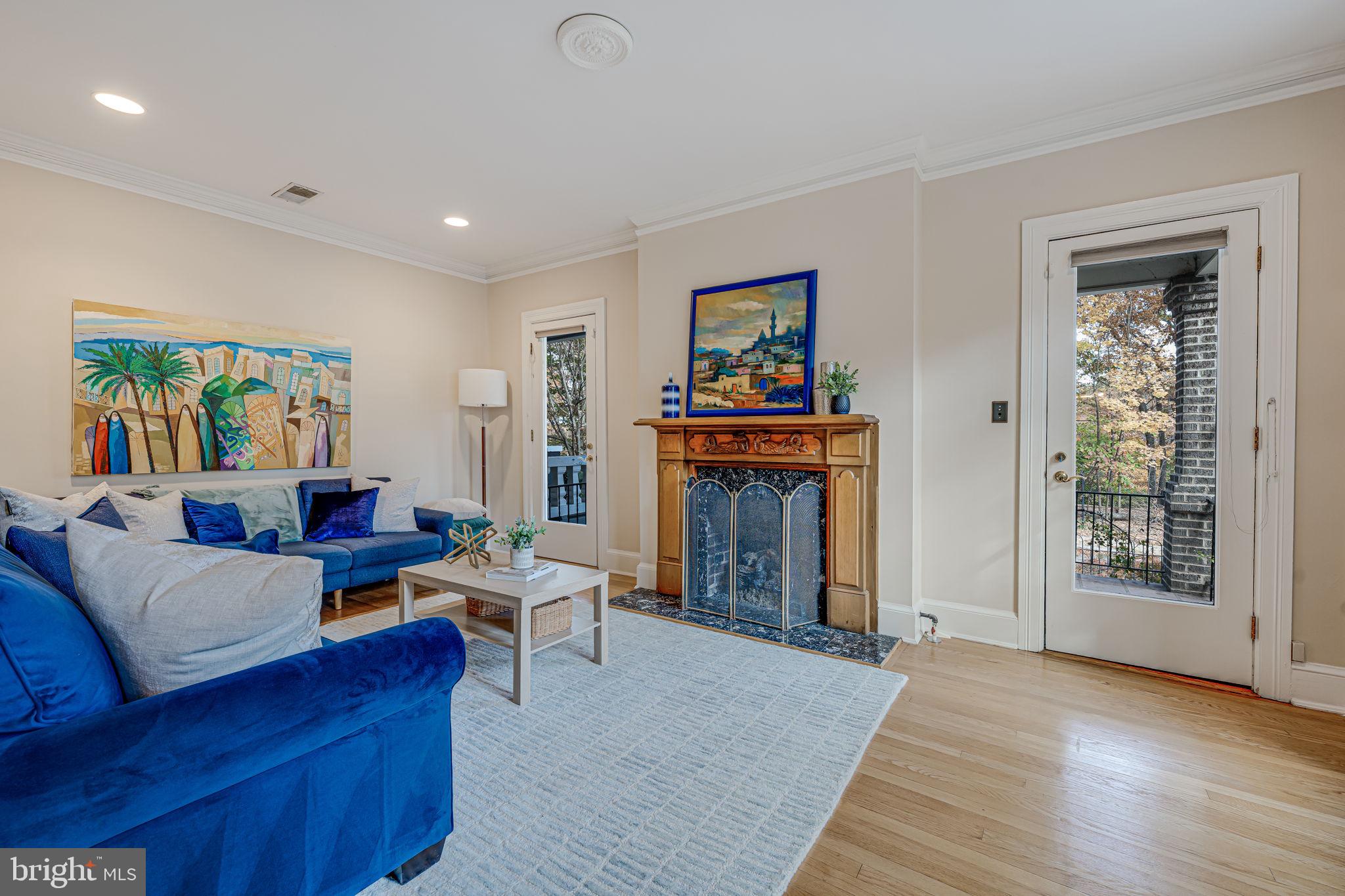 2202 Cathedral Ave NW