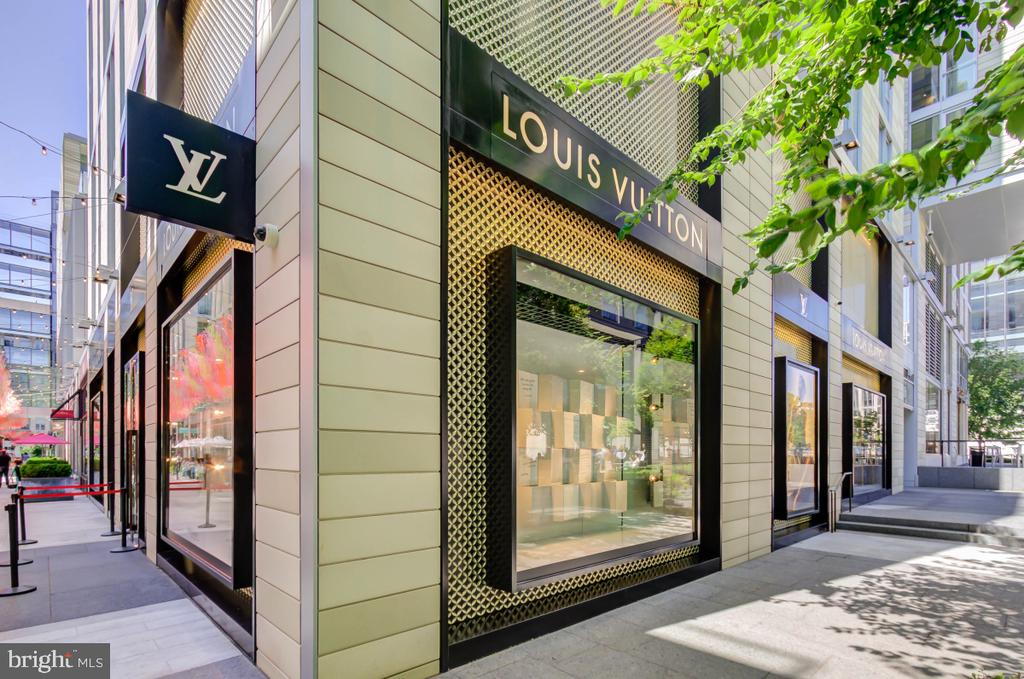 475 K STREET NW 522
