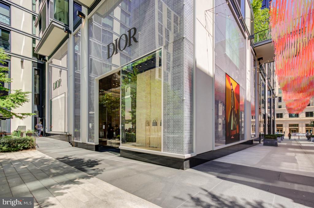 475 K STREET NW 522