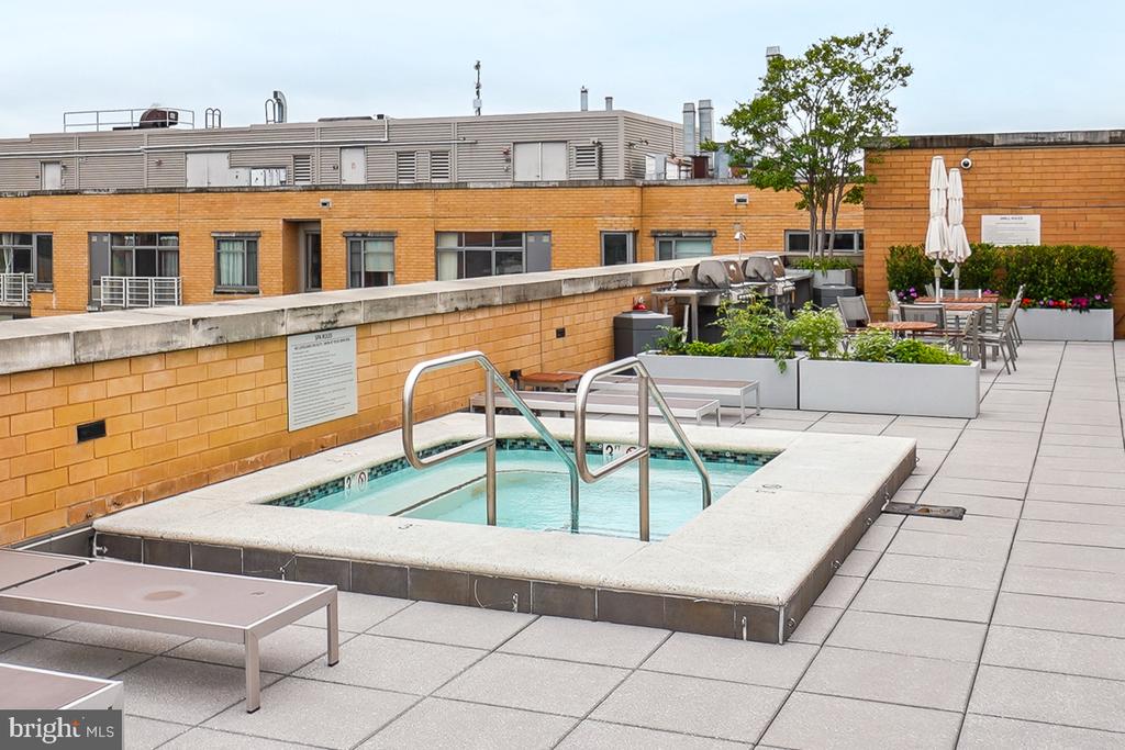 475 K STREET NW 522