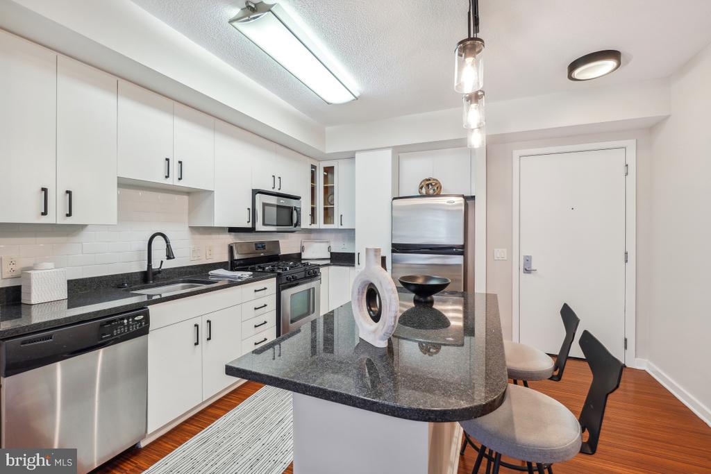 475 K STREET NW 522