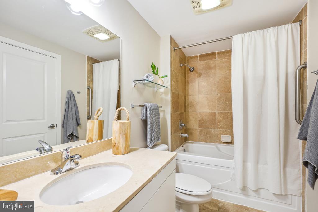 475 K STREET NW 522