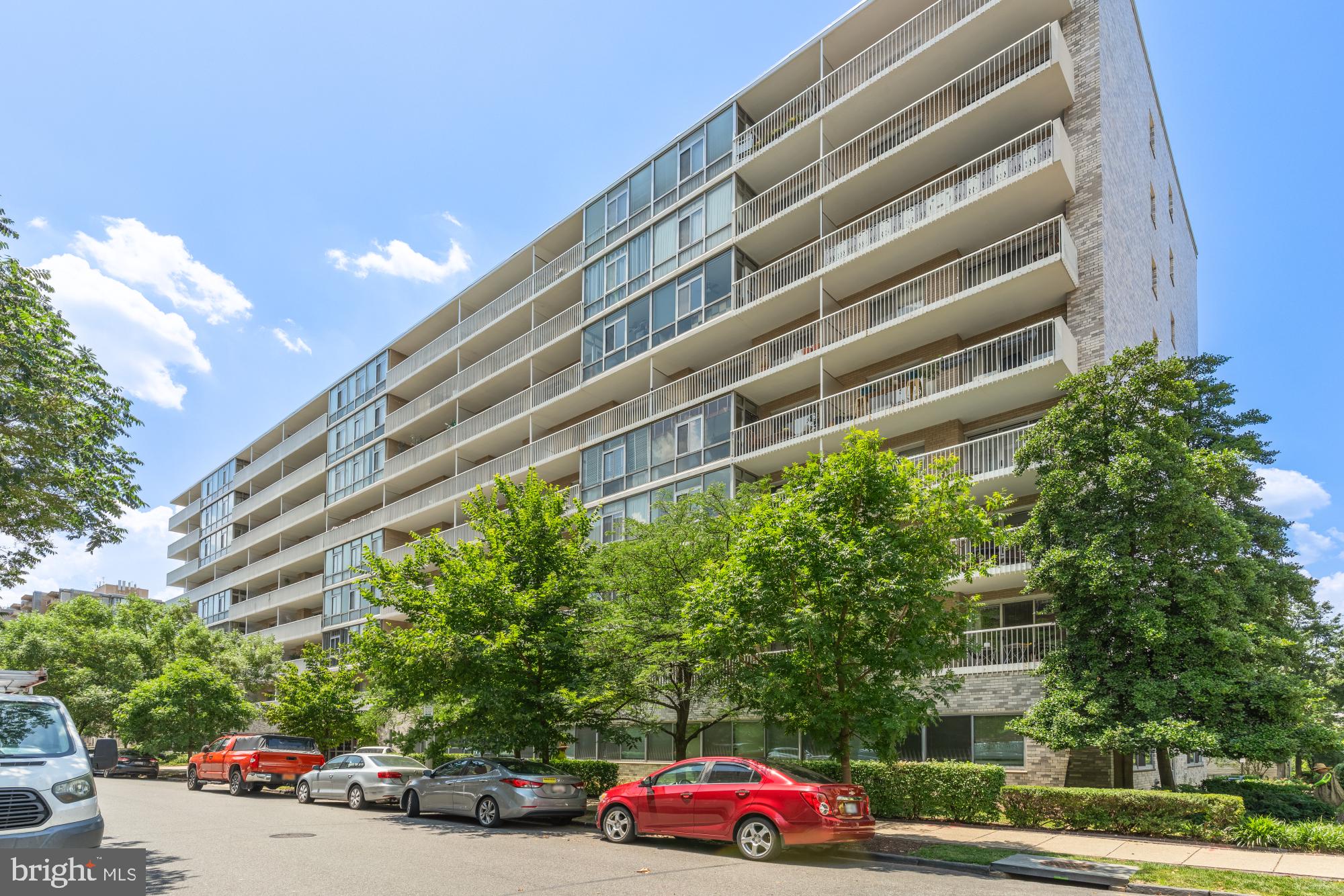 730 24th St NW #612