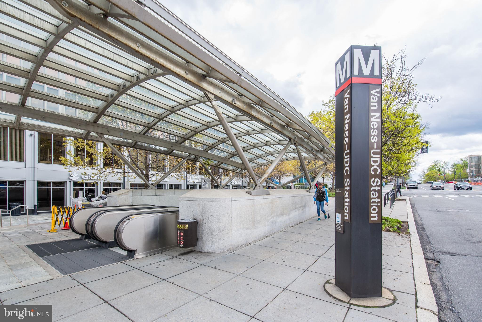 4740 Connecticut Ave NW #417