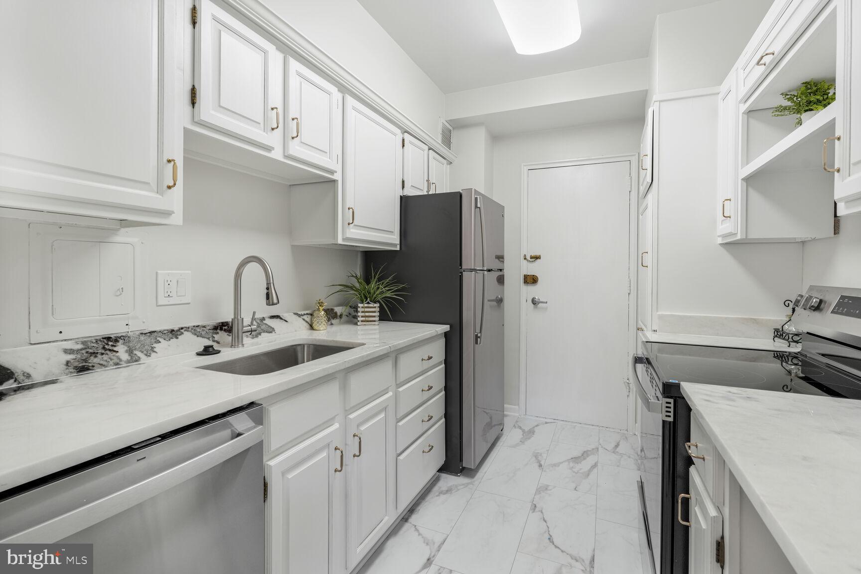 4740 Connecticut Ave NW #417