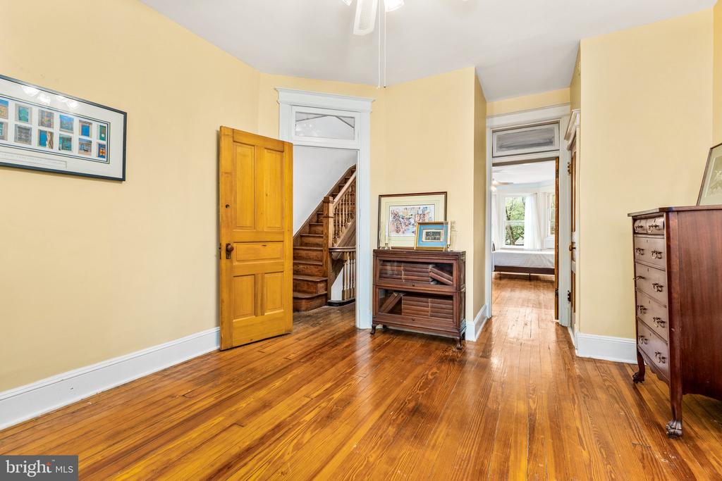 3357 18TH STREET NW