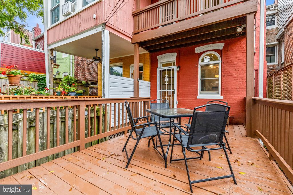 3357 18TH STREET NW