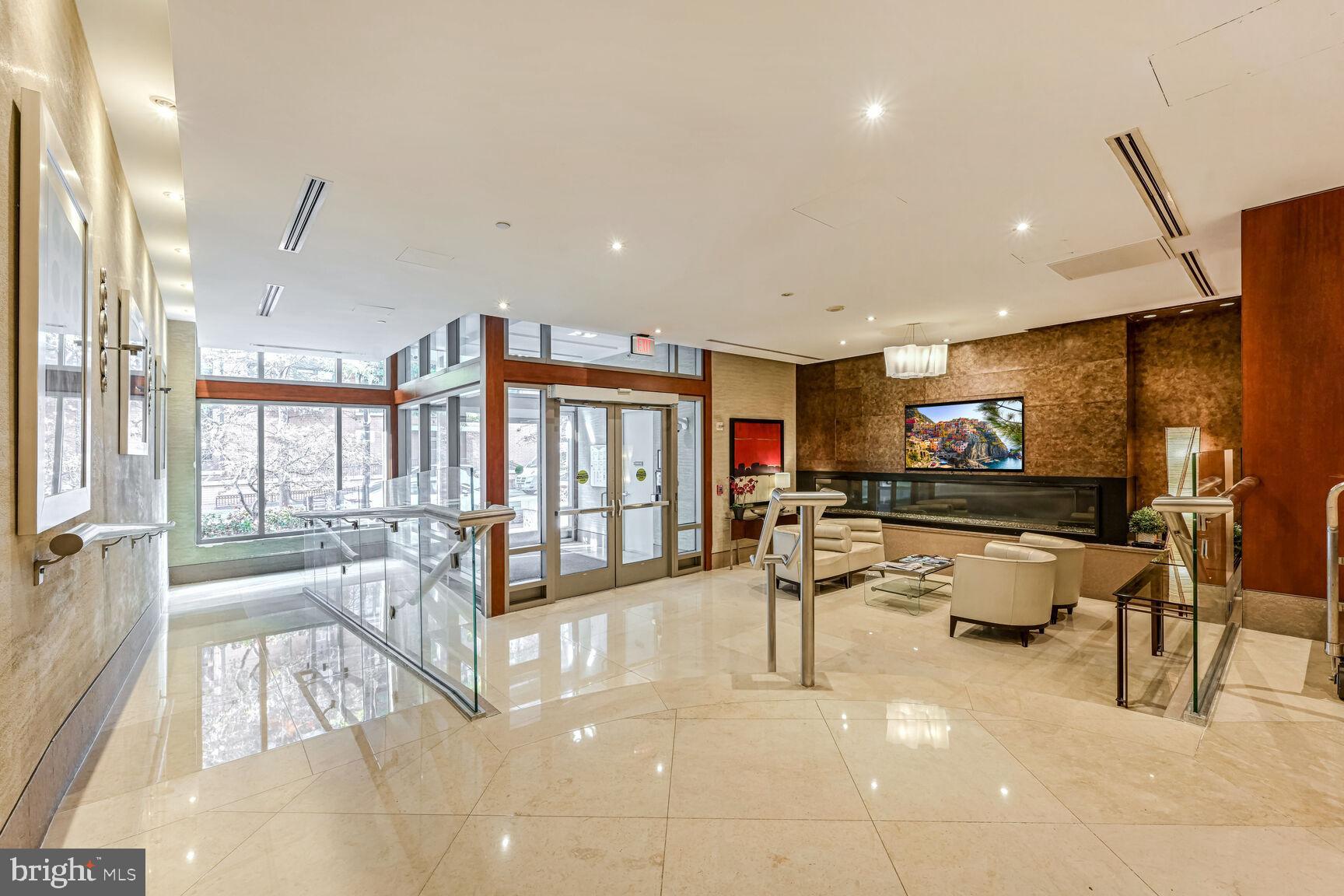 811 4TH STREET NW 807