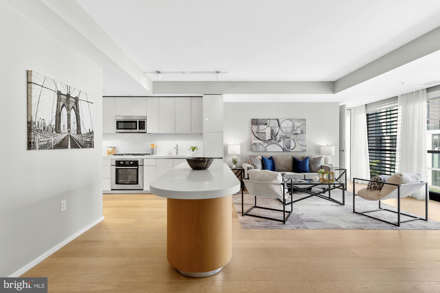 920 I St NW #504-505