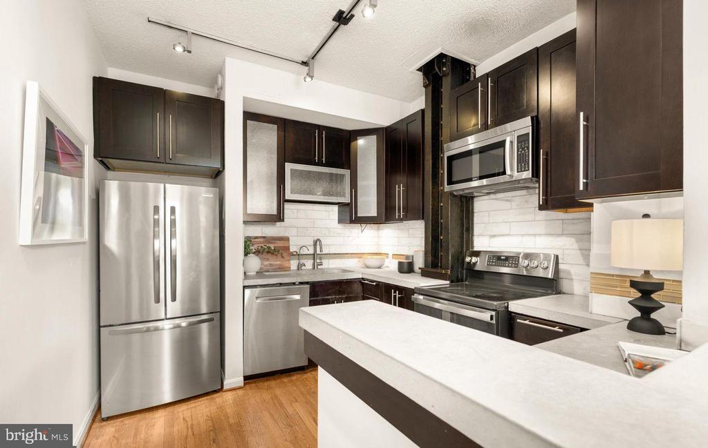 1615 Q St NW #301