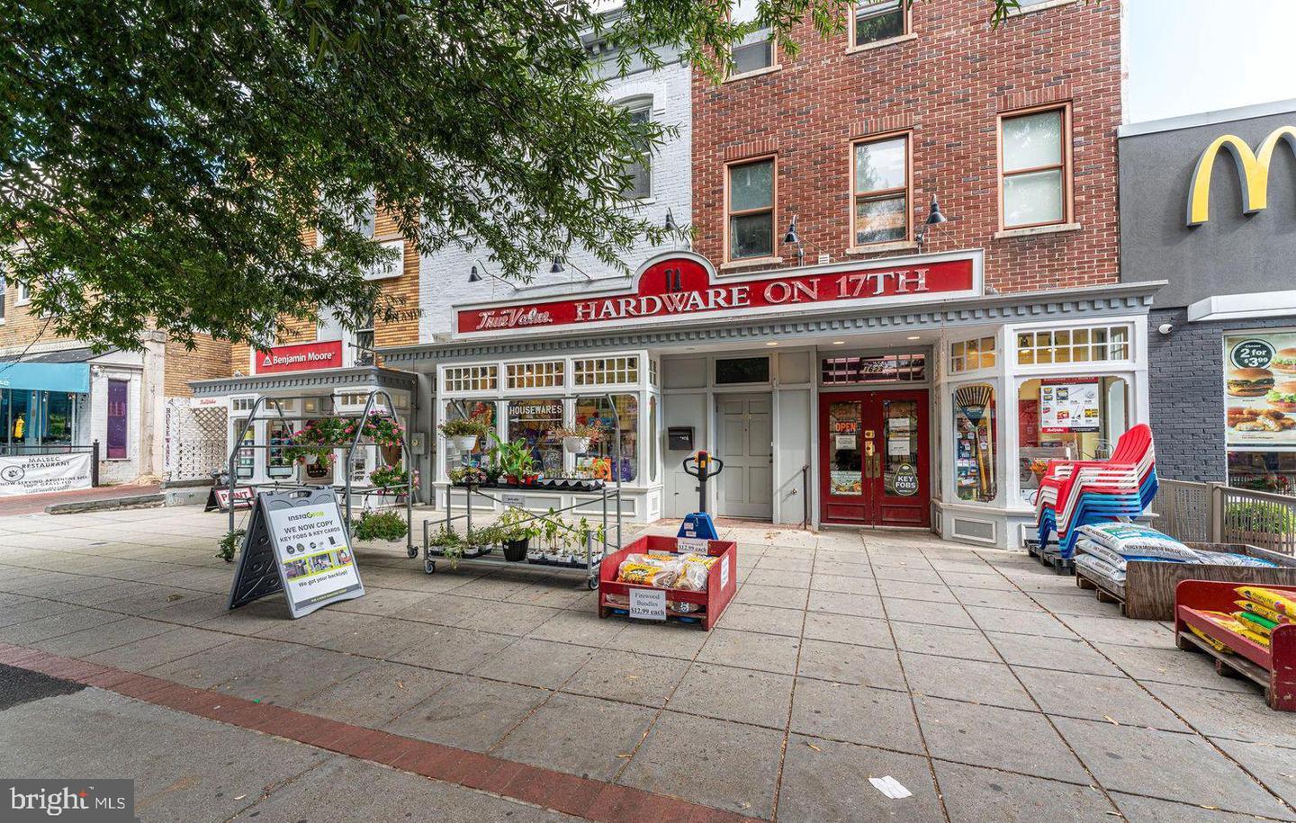 1615 Q St NW #301
