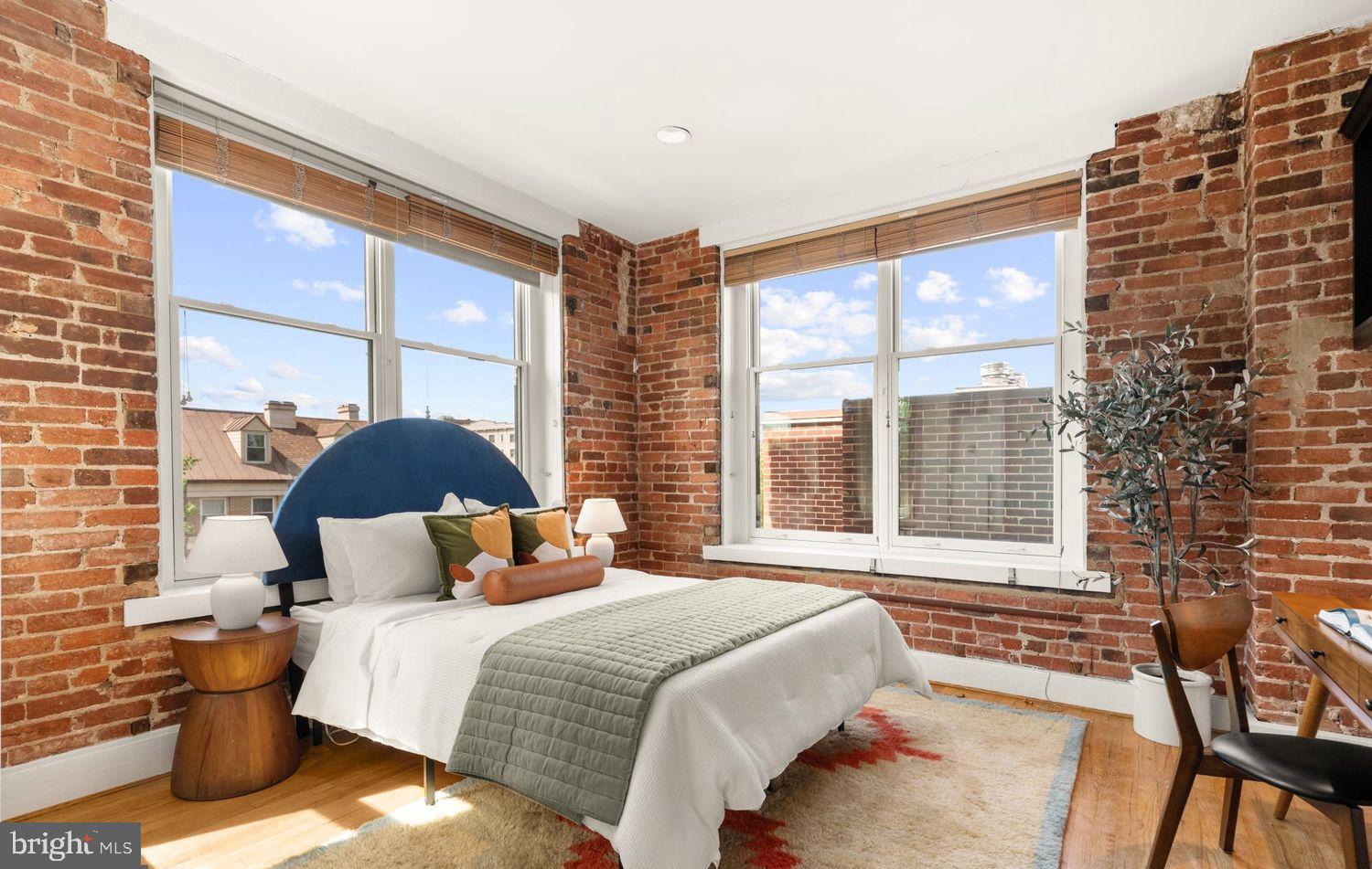 1615 Q St NW #301