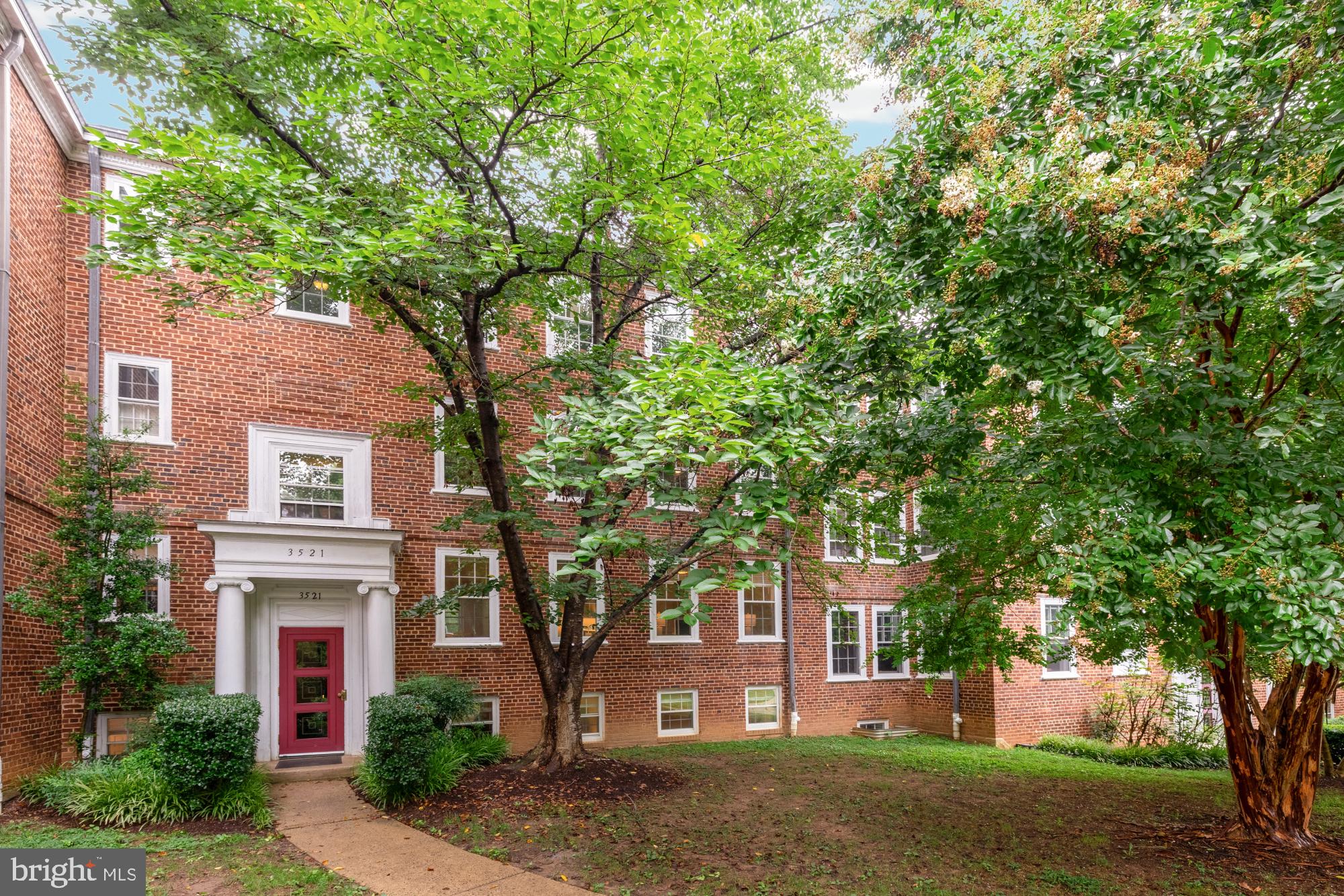 3521 39TH STREET NW A493