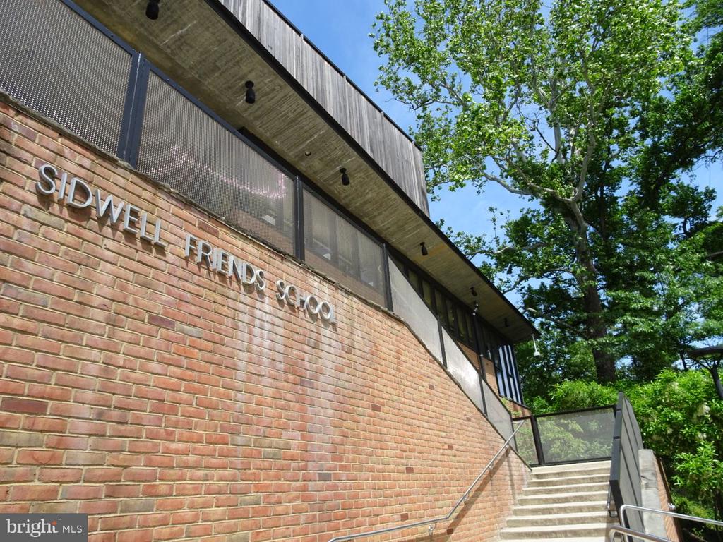 3521 39TH STREET NW A493
