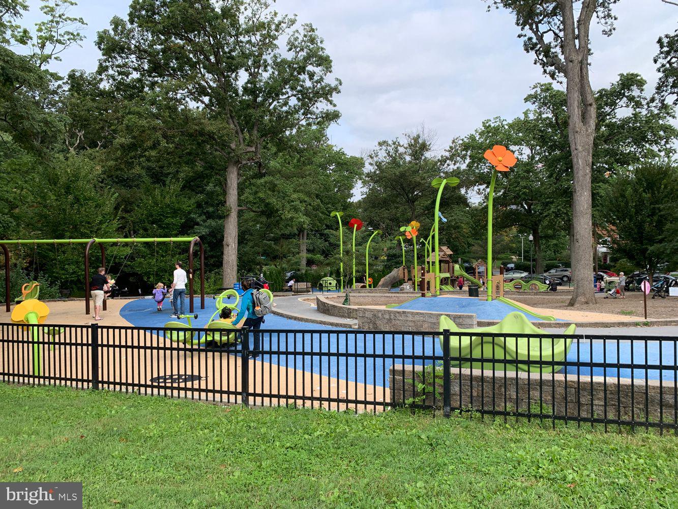 3521 39TH STREET NW A493