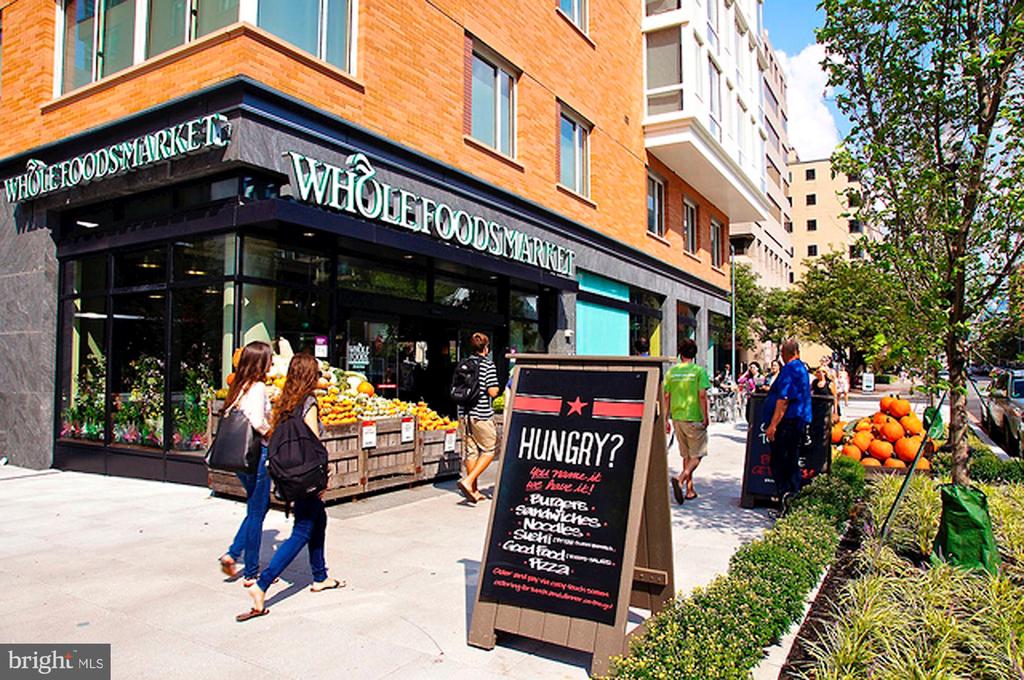 2475 VIRGINIA AVENUE NW 925