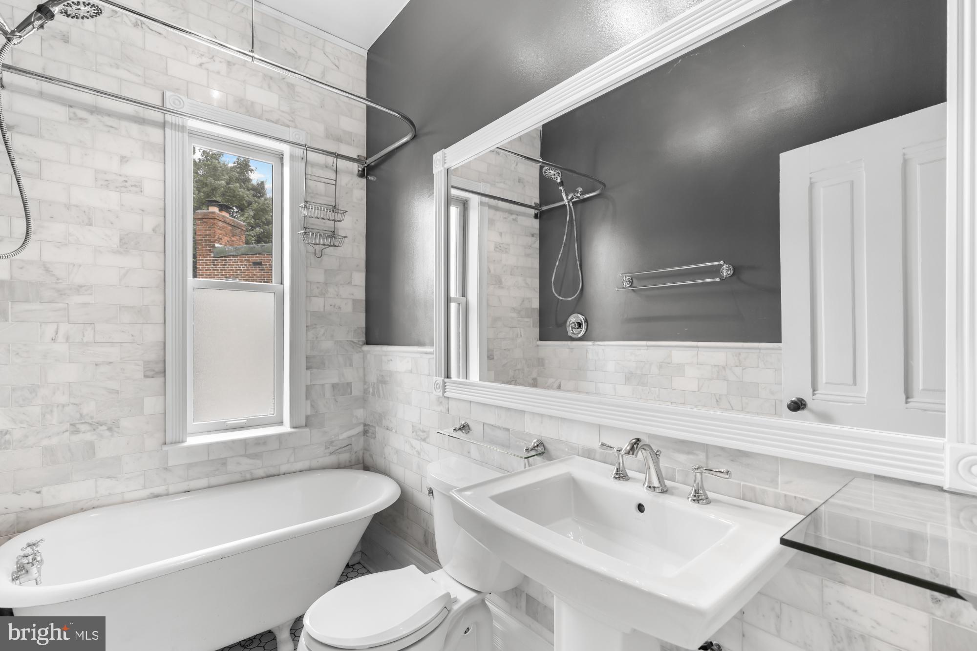 1519 KINGMAN PLACE NW