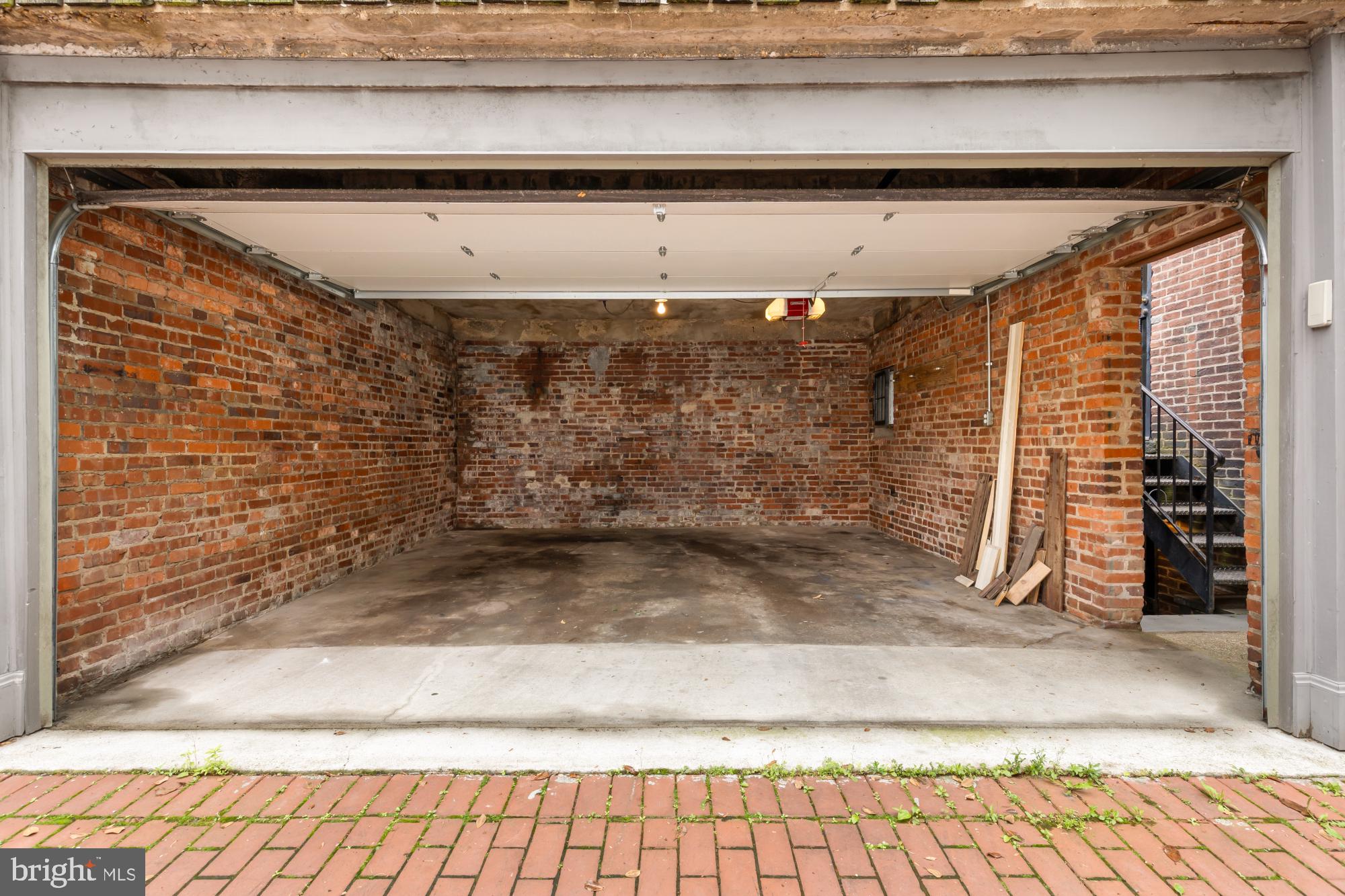 1519 KINGMAN PLACE NW