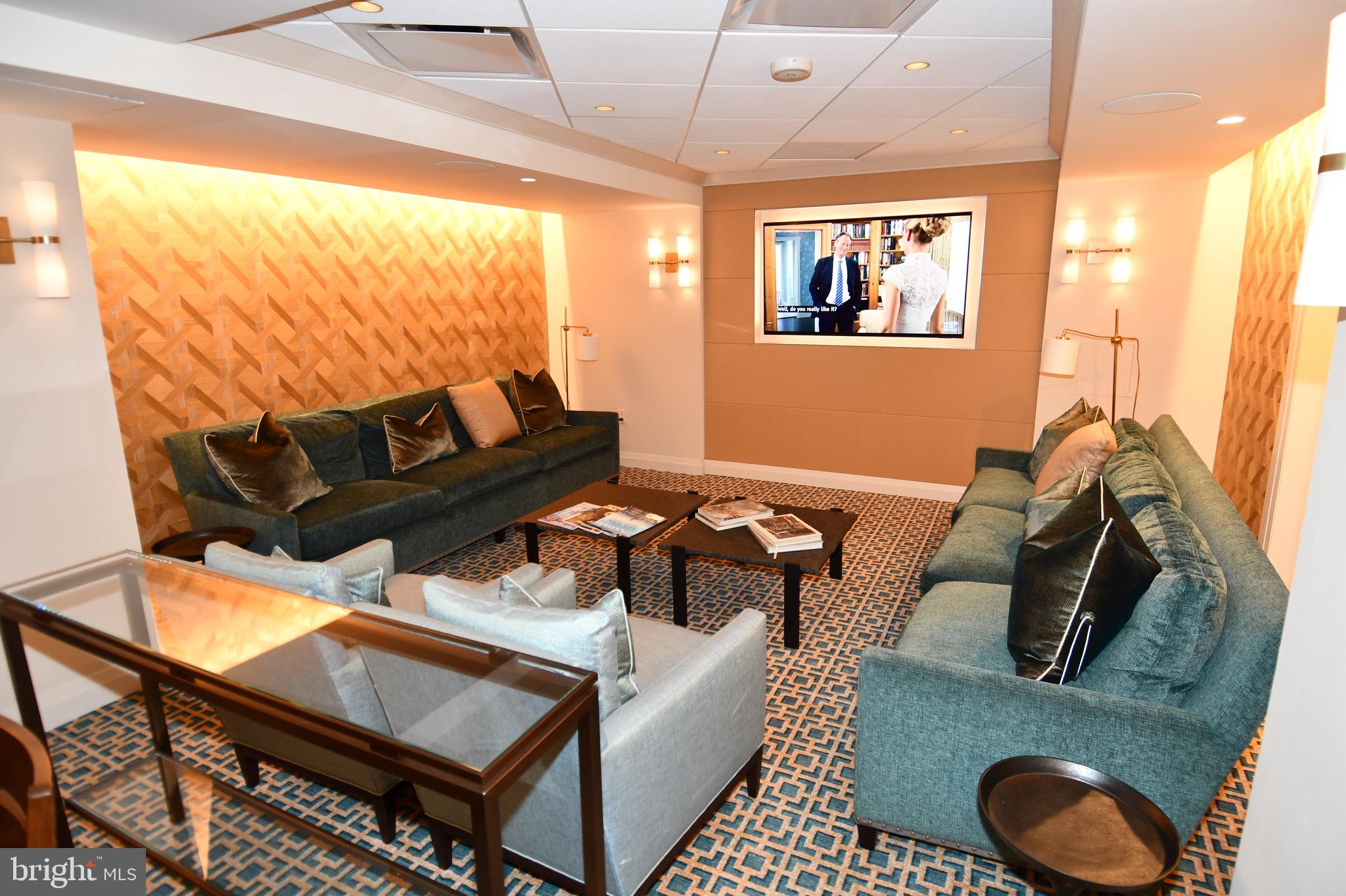 2801 NEW MEXICO AVENUE NW 1219