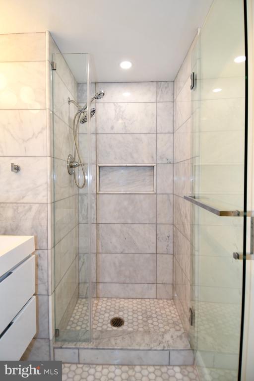 2801 NEW MEXICO AVENUE NW 1219