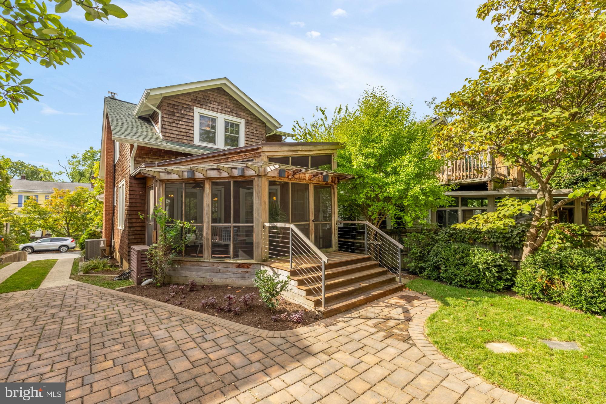 1210 KEARNY STREET NE