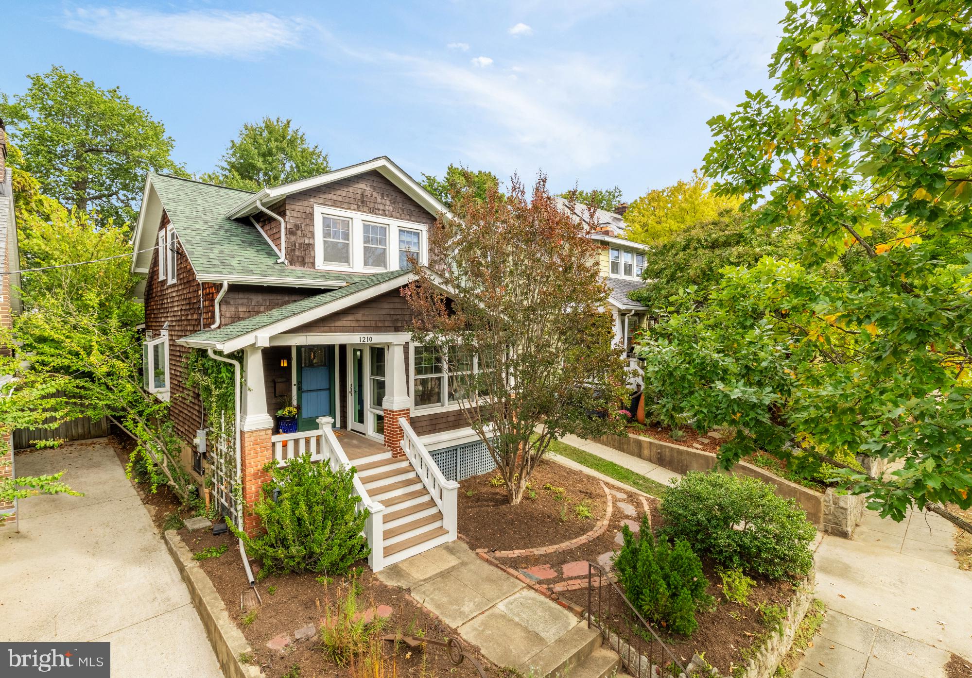 1210 KEARNY STREET NE