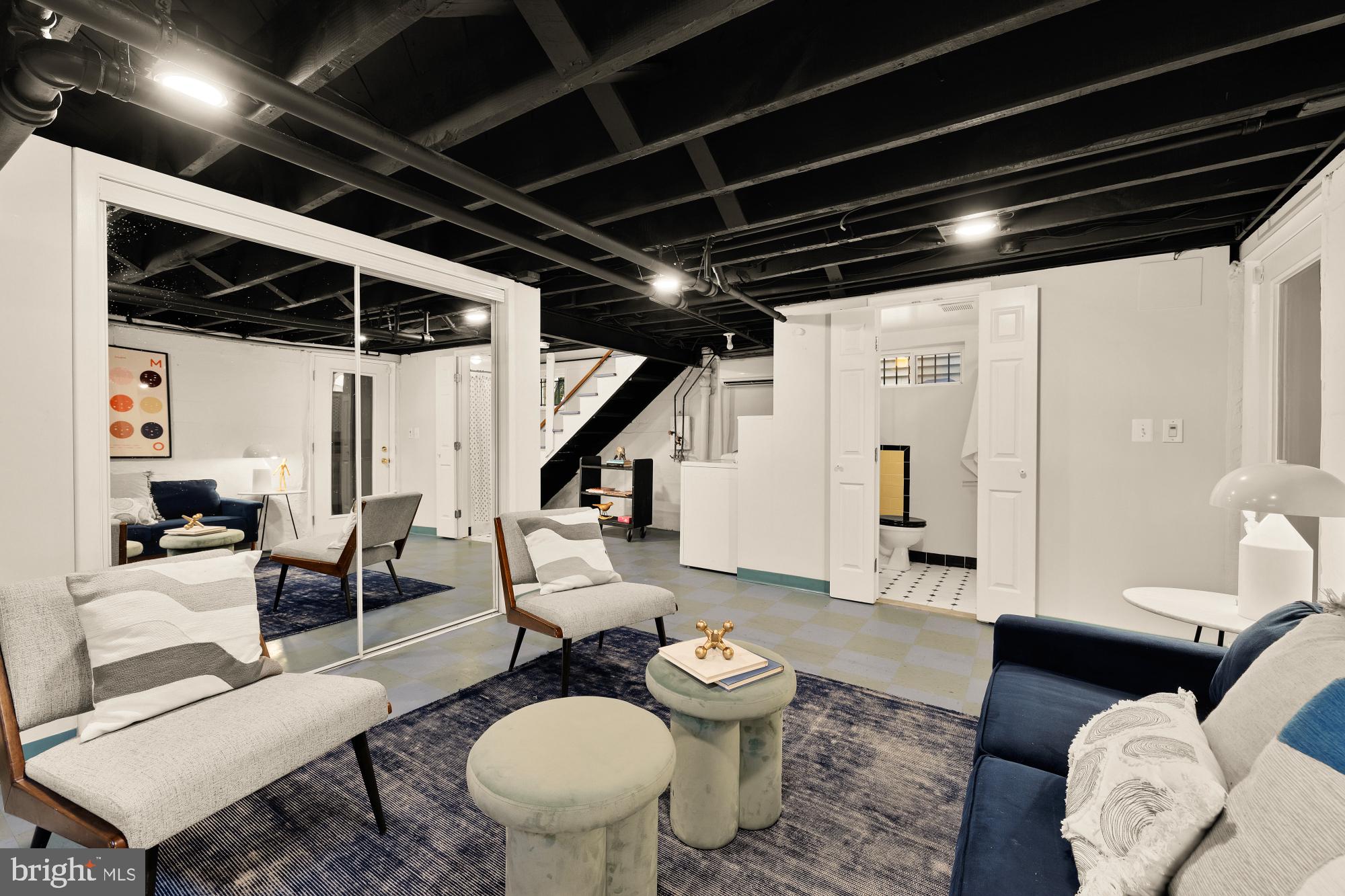 1210 KEARNY STREET NE