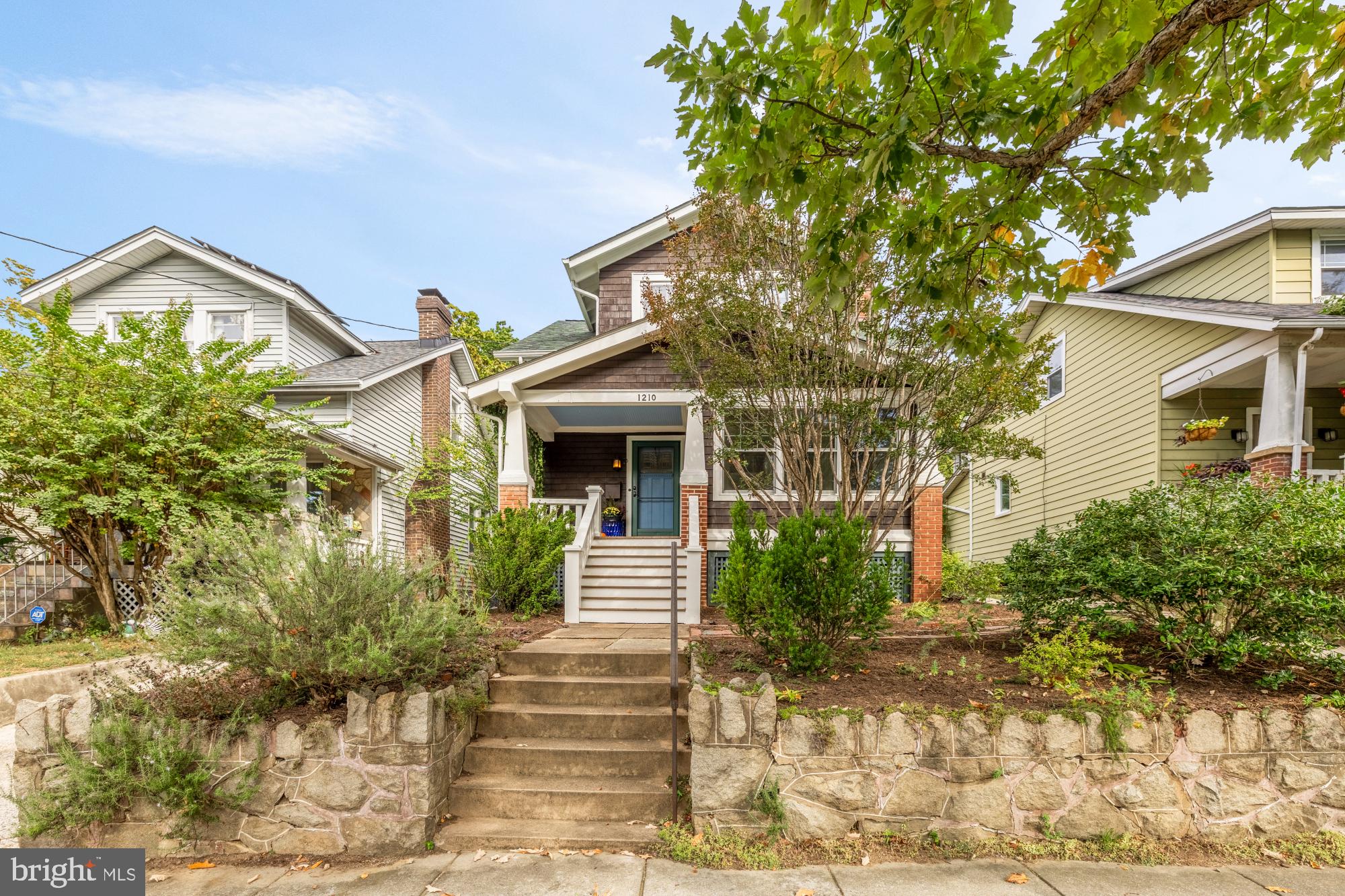 1210 KEARNY STREET NE