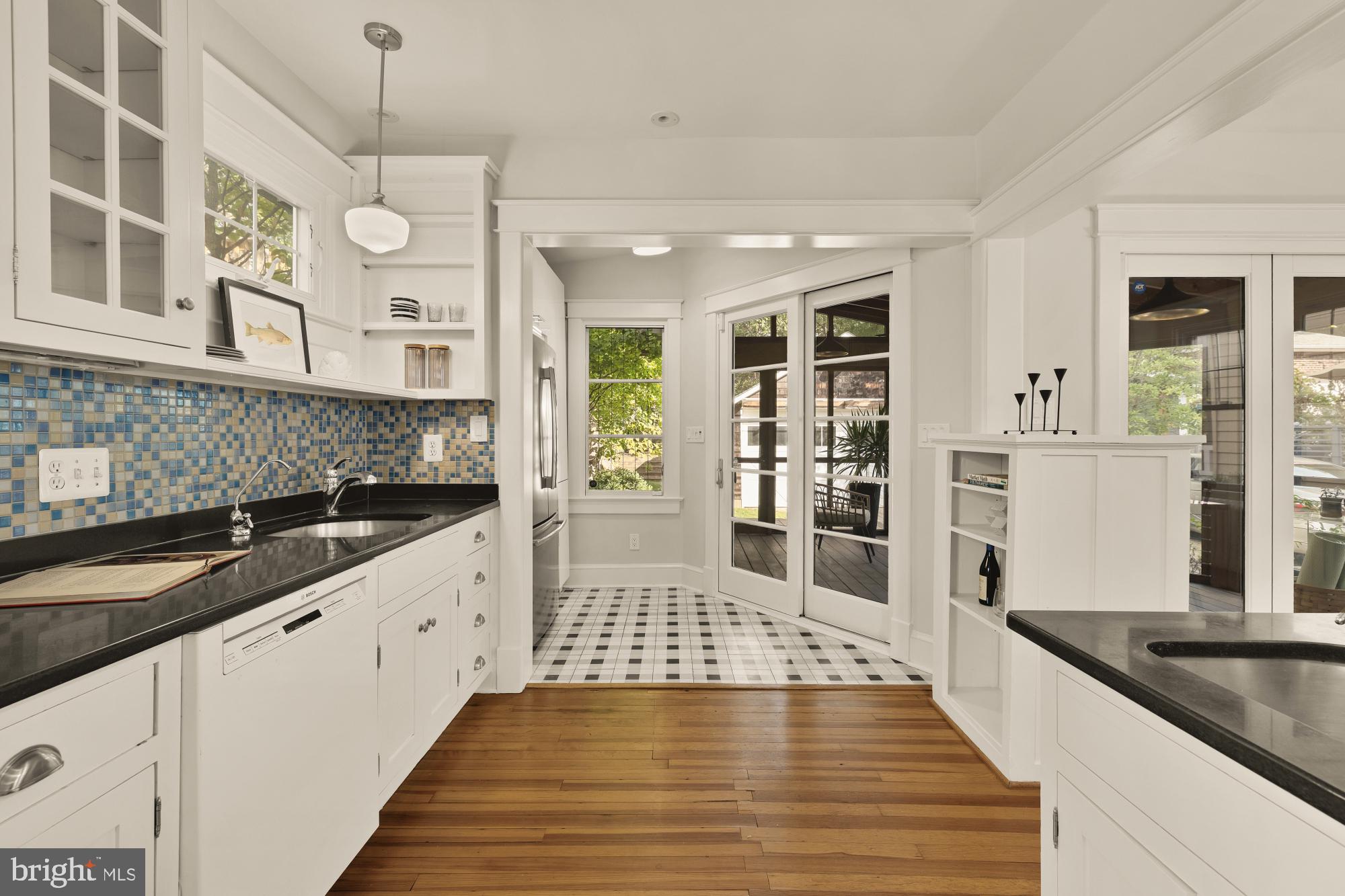 1210 KEARNY STREET NE