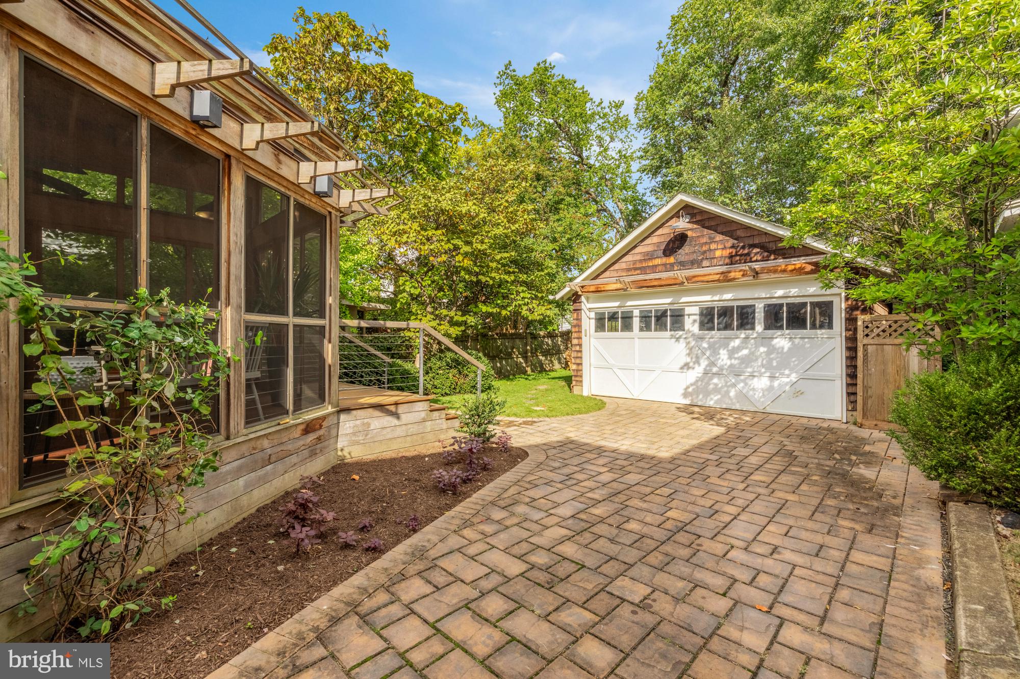 1210 KEARNY STREET NE