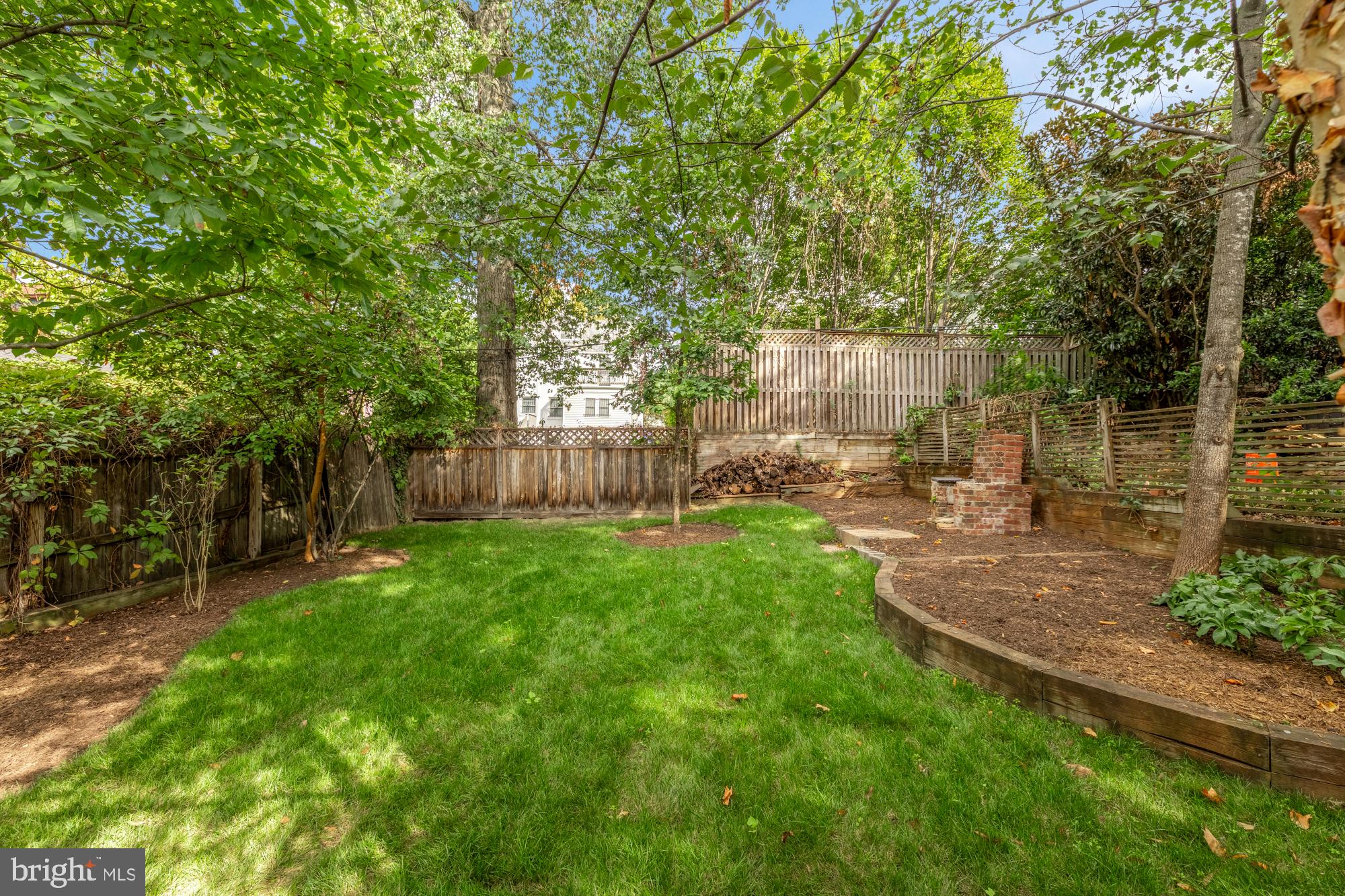 1210 KEARNY STREET NE