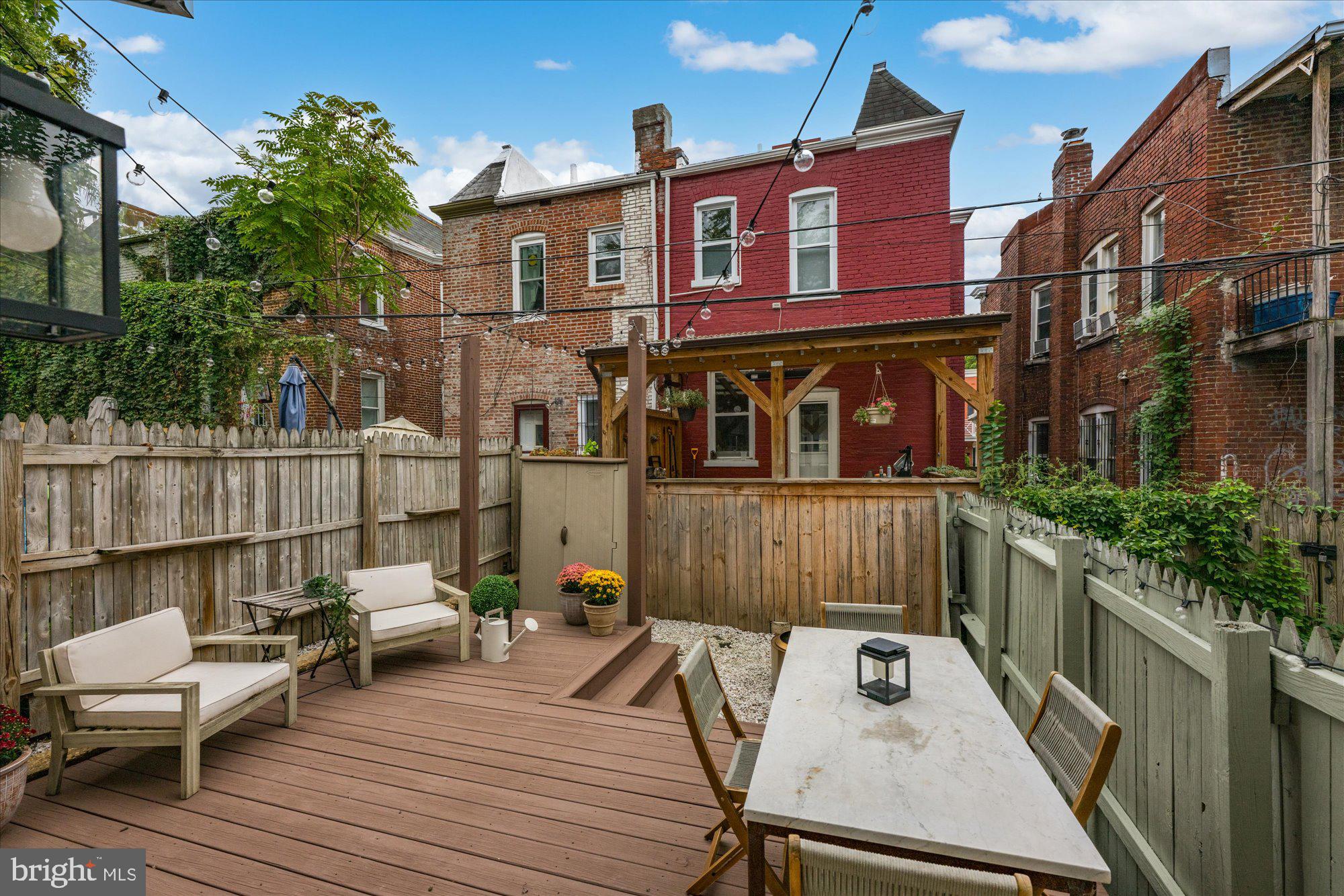 772 HARVARD STREET NW