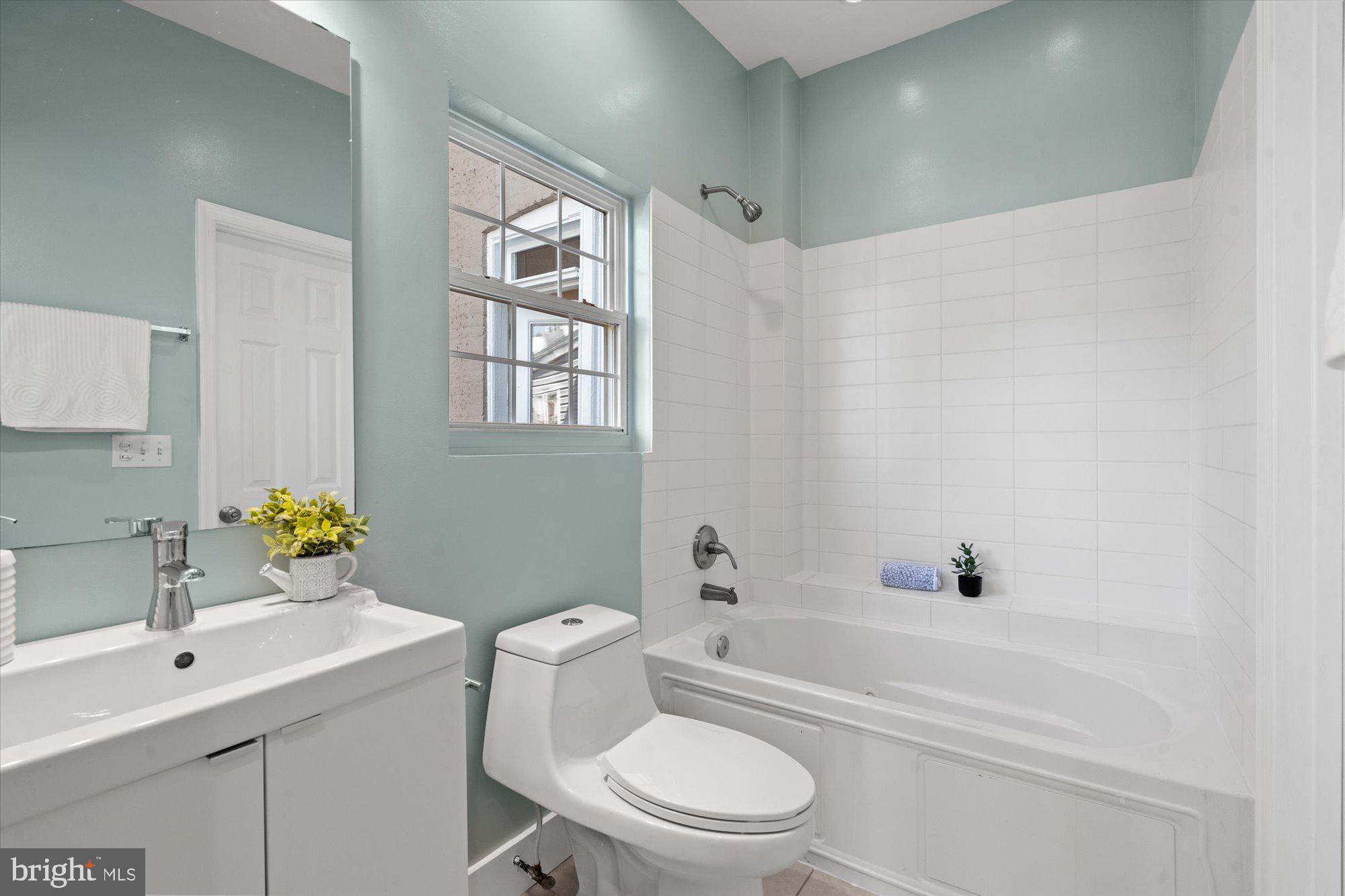 1417 ALLISON STREET NW