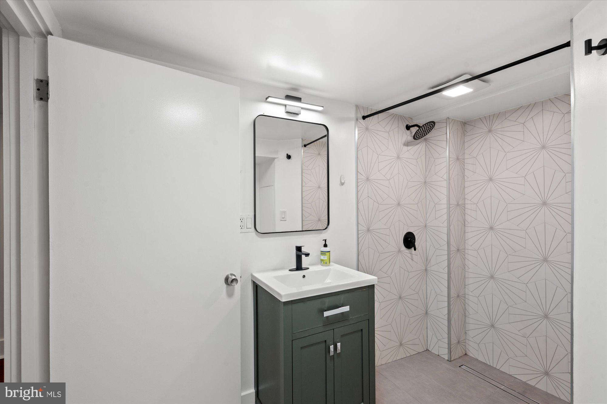 1417 ALLISON STREET NW