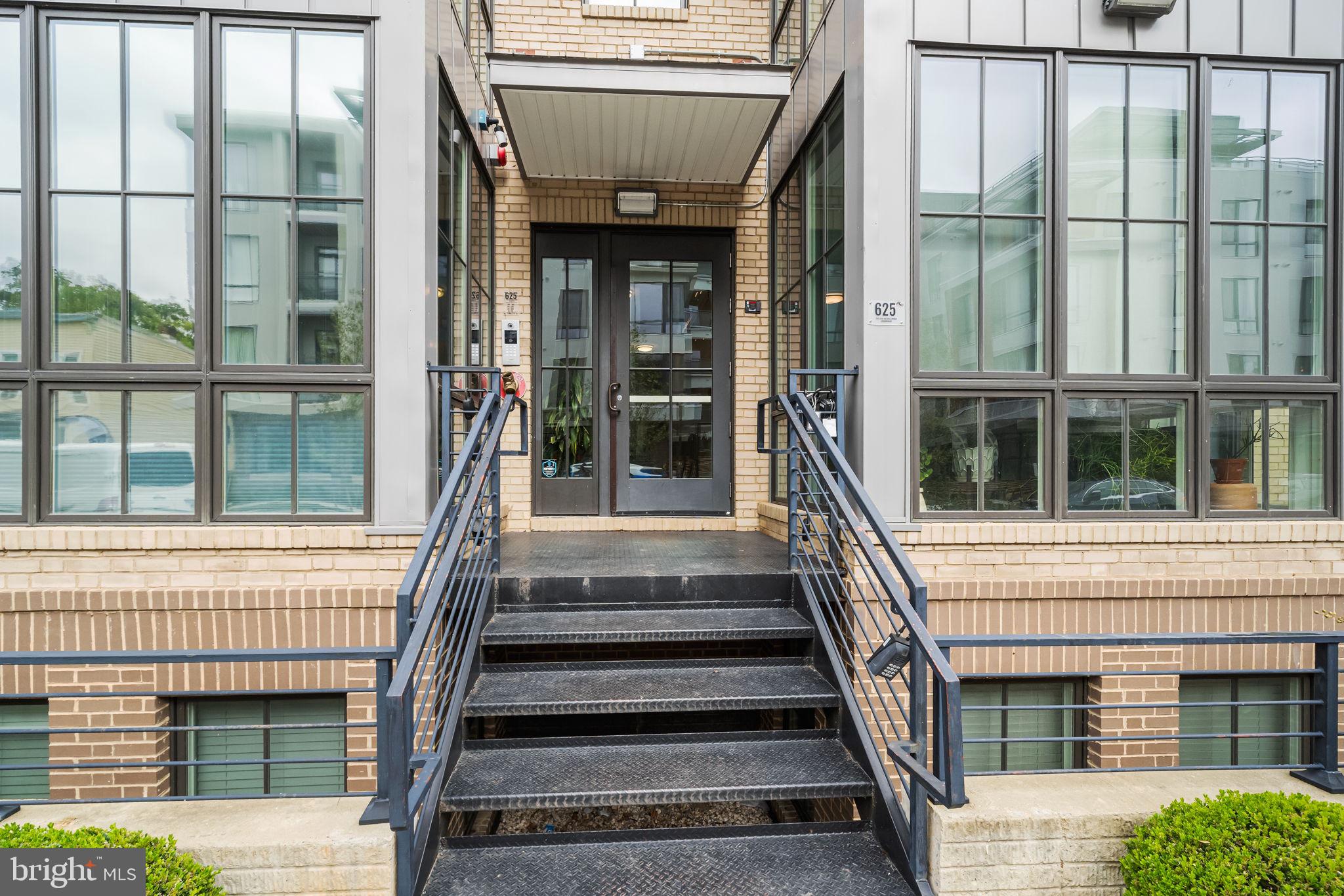 625 PARK ROAD NW 304