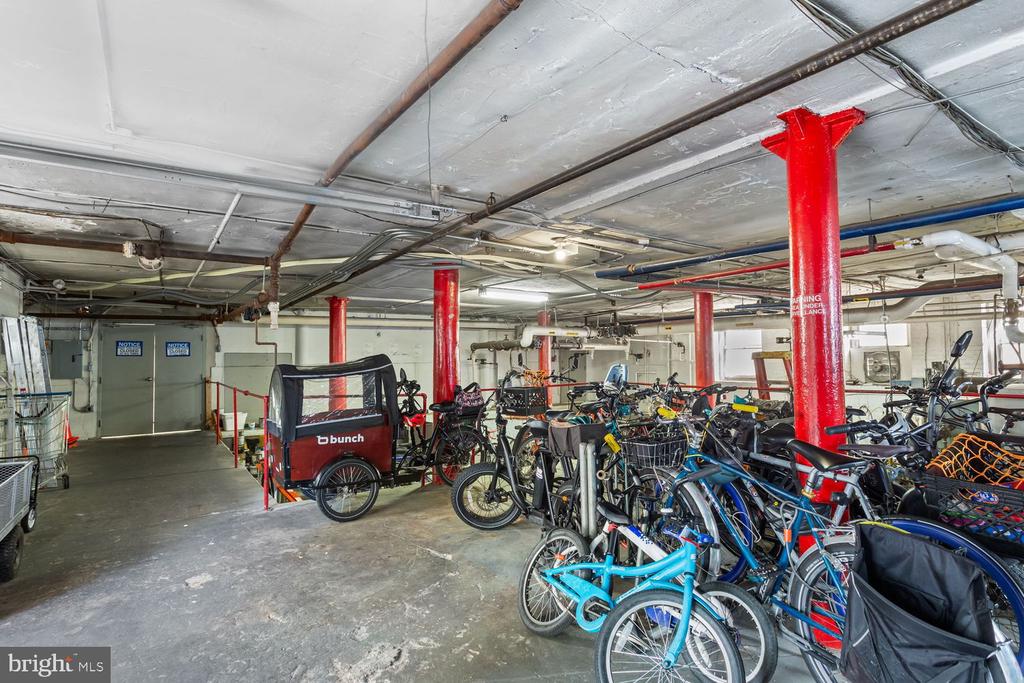 2122 CALIFORNIA STREET NW 553