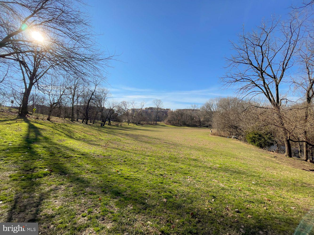 2122 CALIFORNIA STREET NW 553