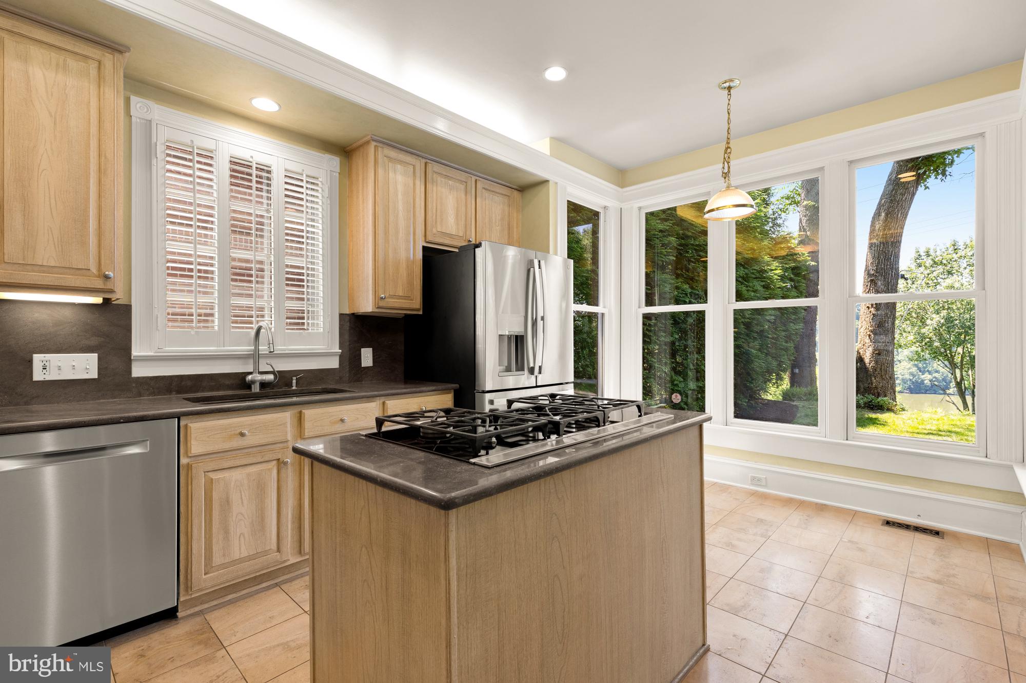 4621 LAVEROCK PLACE NW