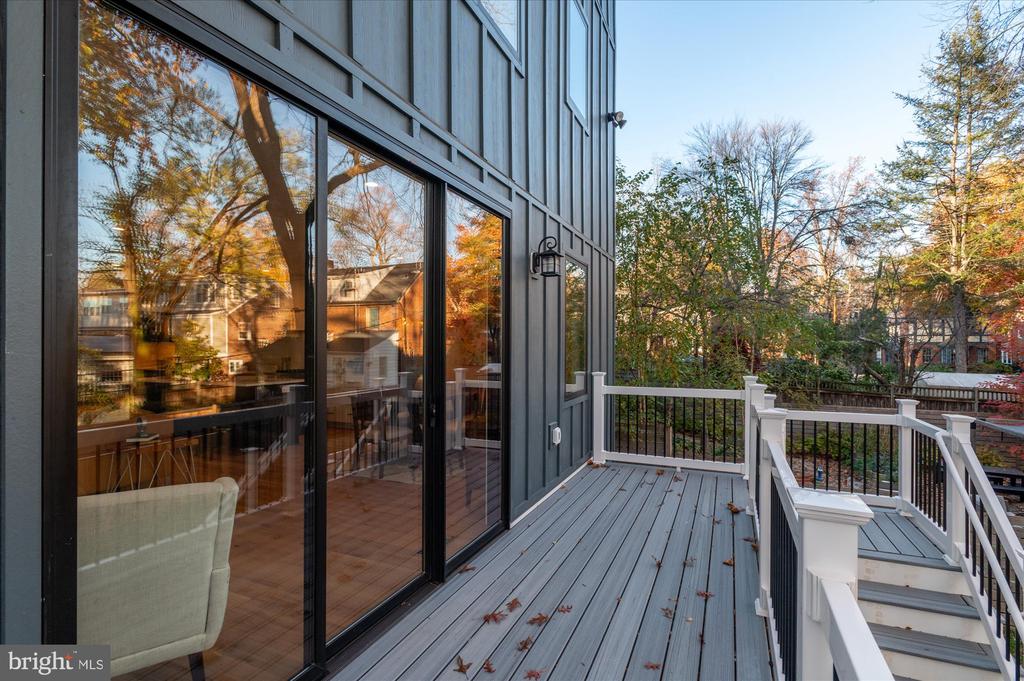 5445 33RD STREET NW